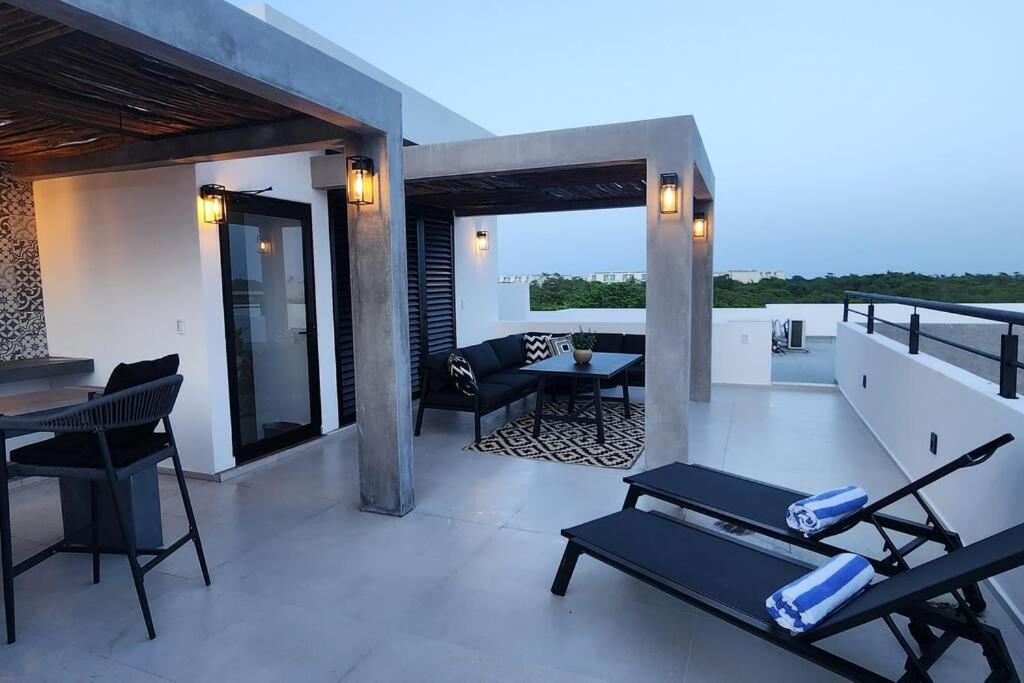 Alexa Villa Xetna
