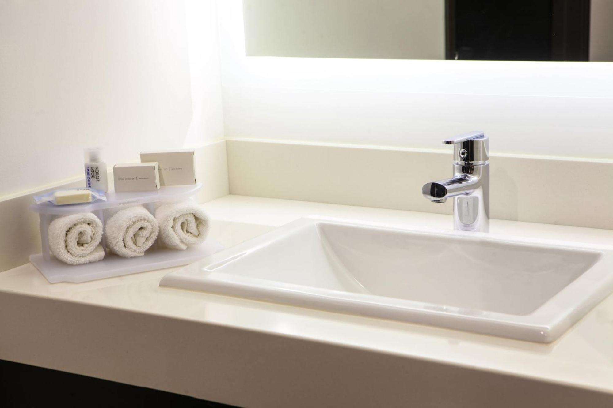 Hotel Express & Angelopolis By Ihg Puebla