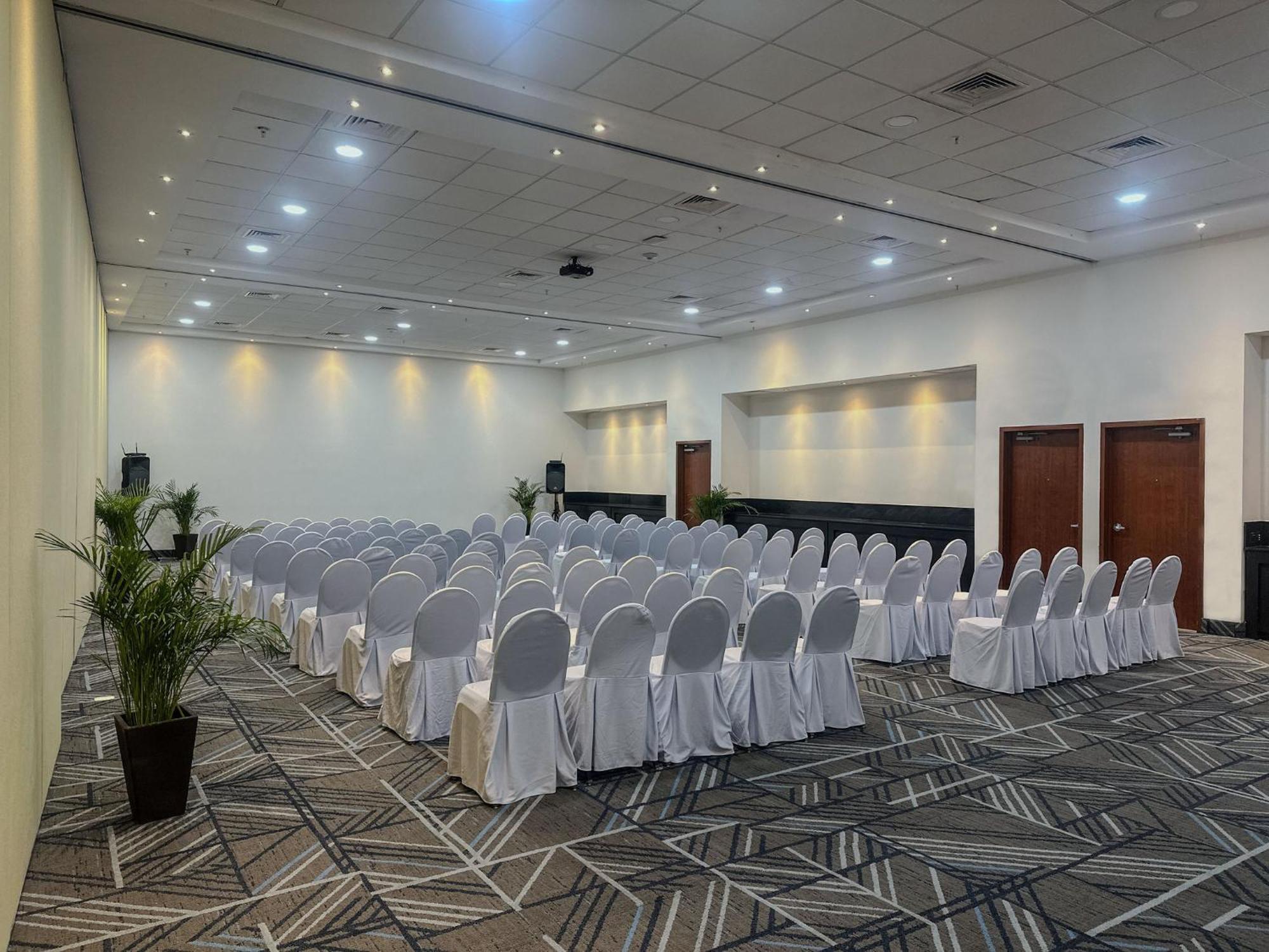 Hotel Express By Ihg