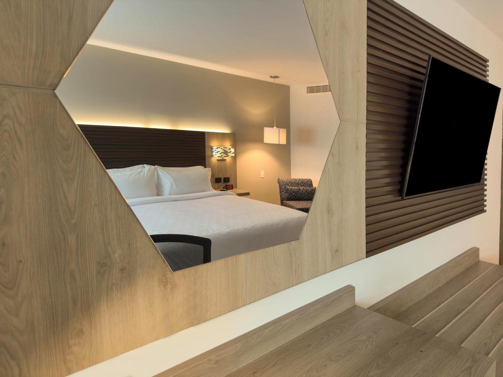 Hotel Express By Ihg 4*