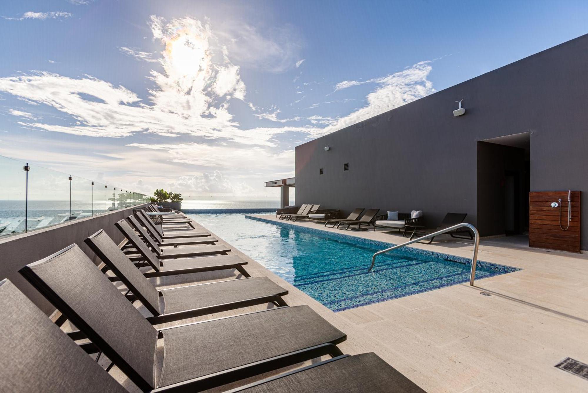 Apartment Luxury 1bedroom/amazing Ocean View/prime Location *