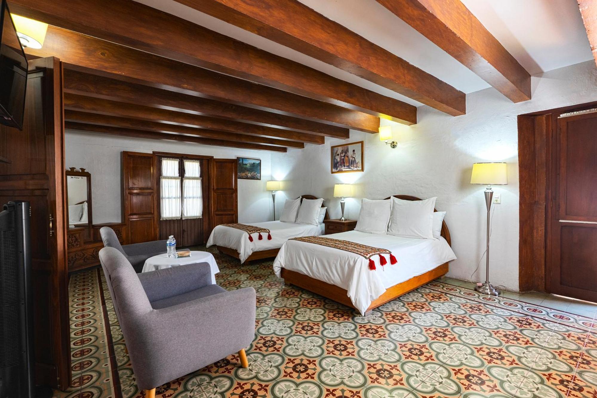 Del Virrey Hotel