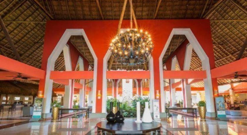 Resort Grand Palladium Riviera And Tulum