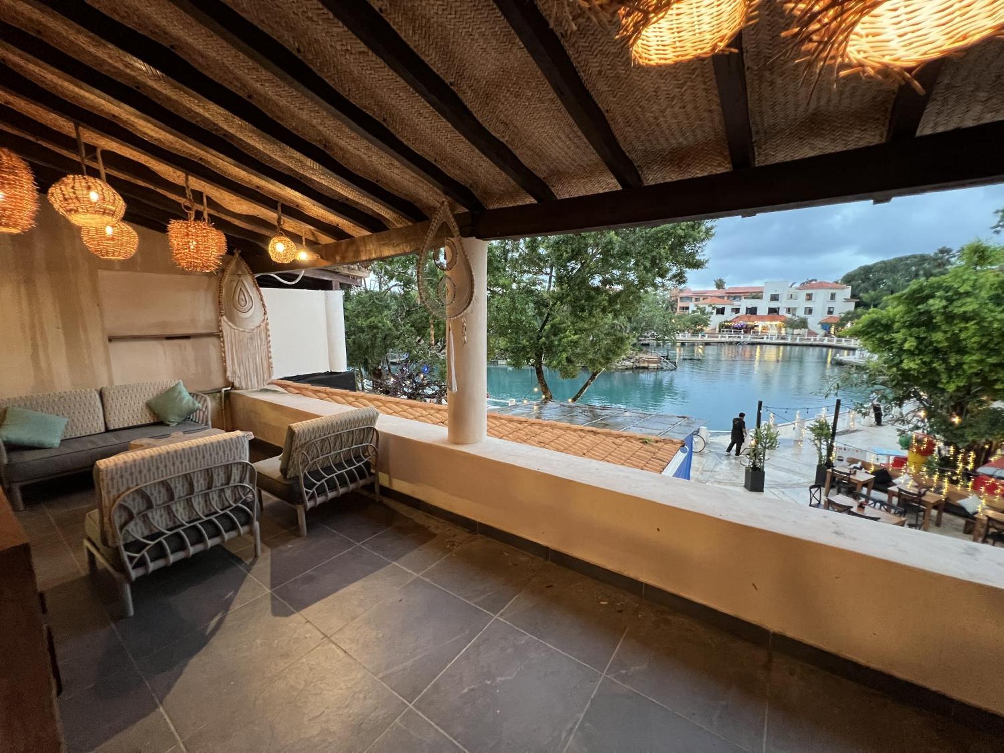 Boho Breeze Escape, Locationtop,bohemian,dolphinariumview,fastwifi Apartment
