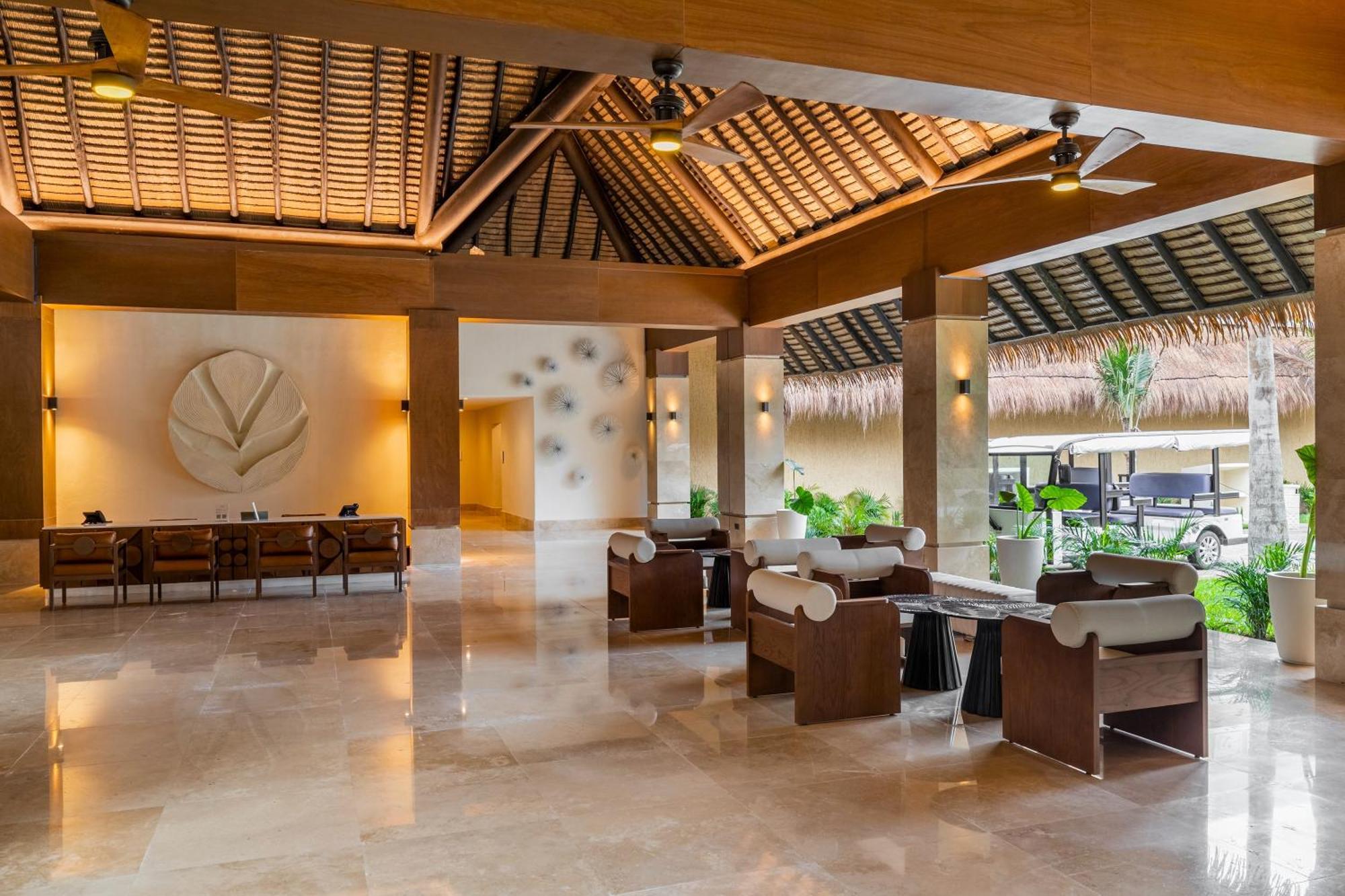 Grand Palladium Kantenah &