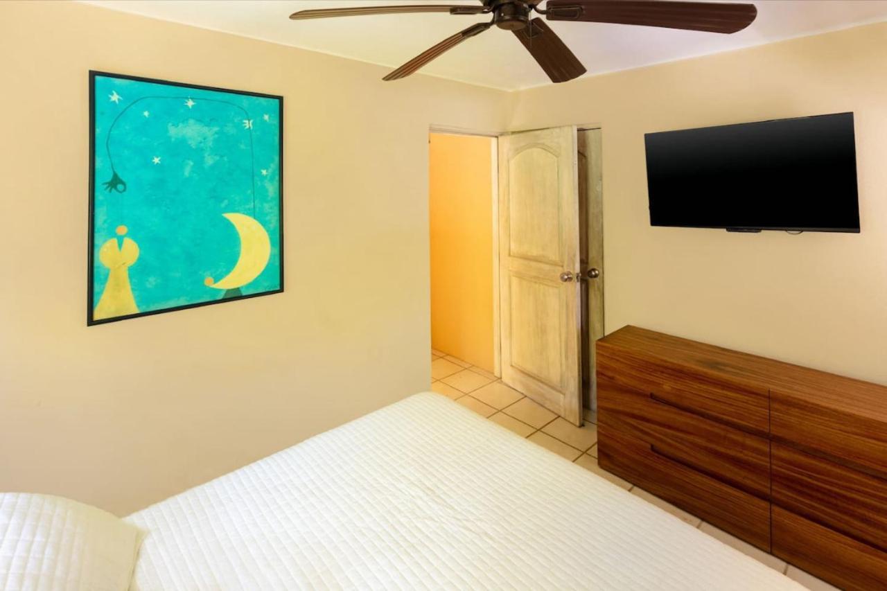 Pedregal, Pool, Jacuzzi, Marina Views, 4bd, 3ba Holiday home Cabo San Lucas