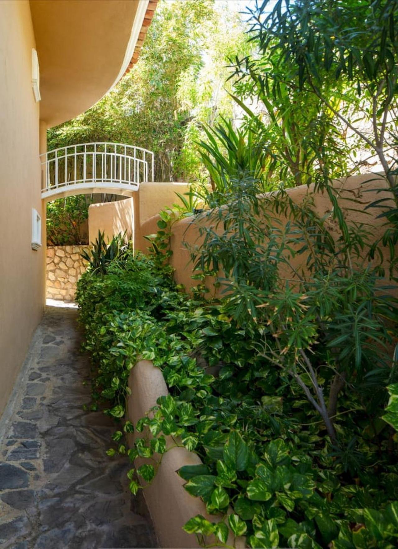 Pedregal, Pool, Jacuzzi, Marina Views, 4bd, 3ba Holiday home *