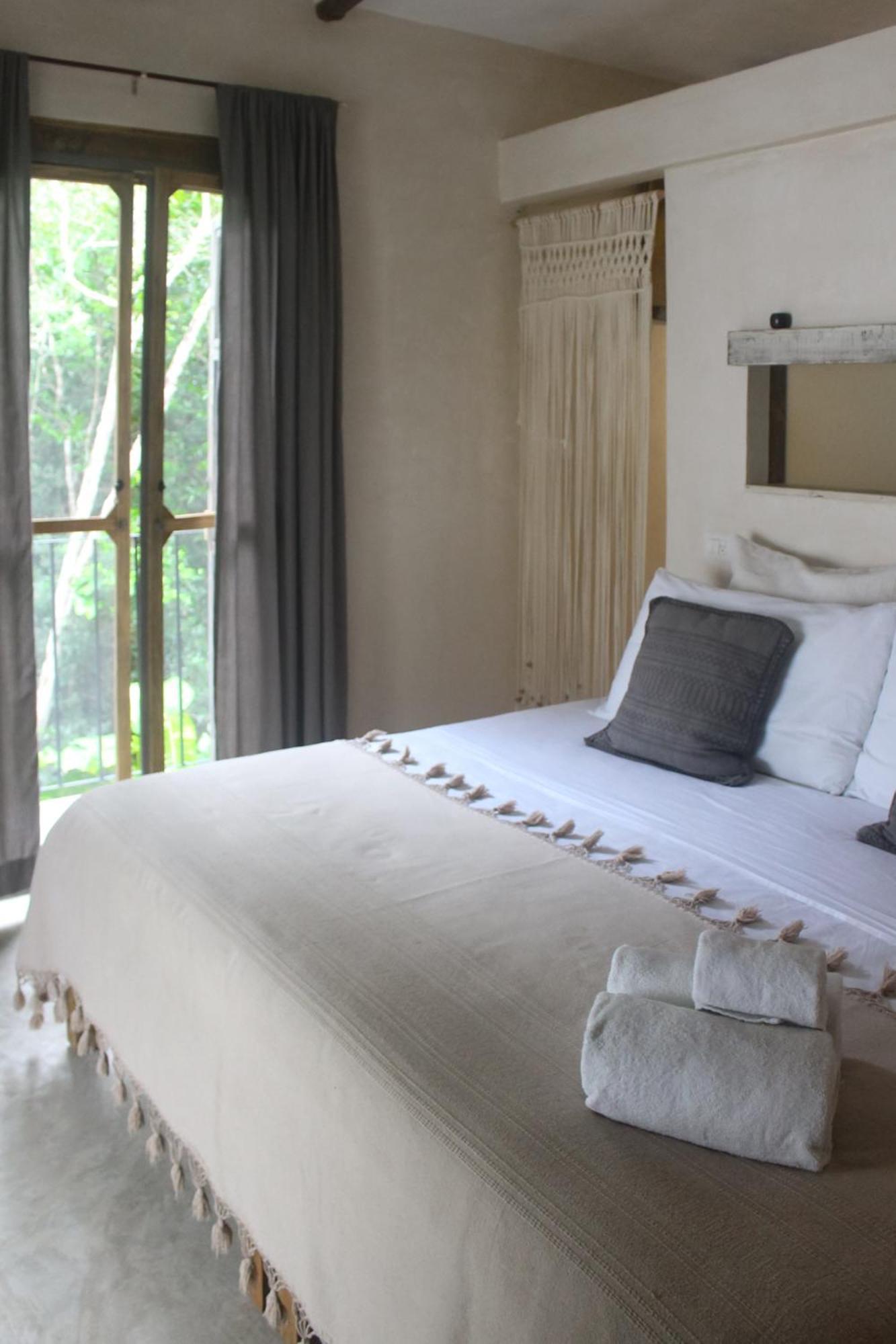 Verdeamar Eco Jungle Retreat Bed & Breakfast Chemuyil