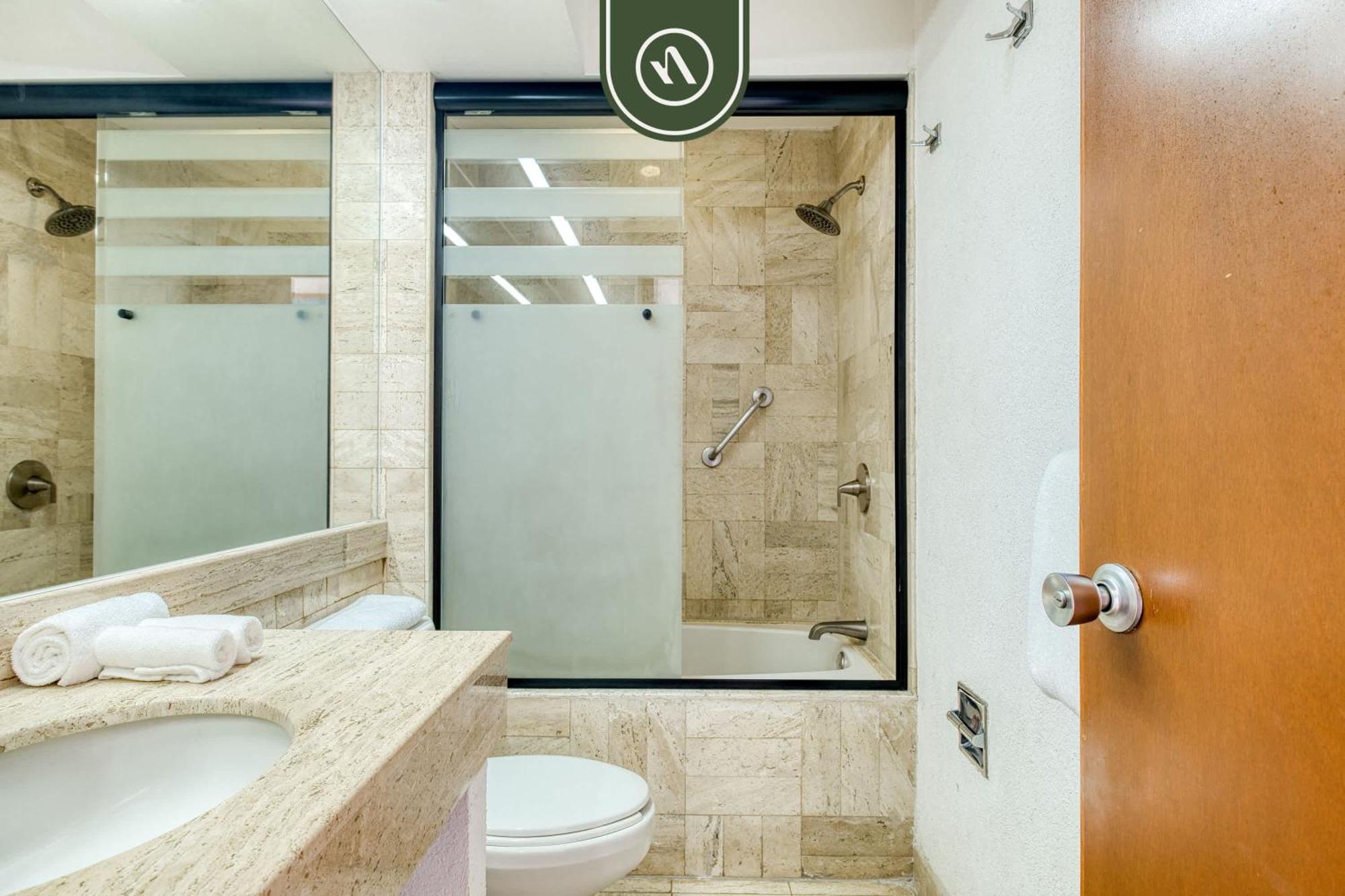 2br With Private Blacony - Oceean View Apartment *