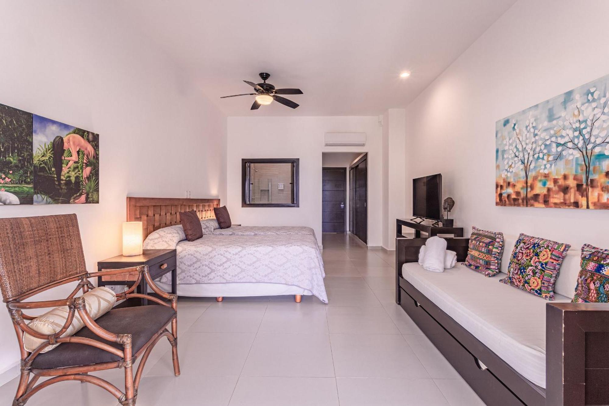13bdr Bellamar - Private Chef - Beachfront - Weddings-business Retreats-golf-family Akumal