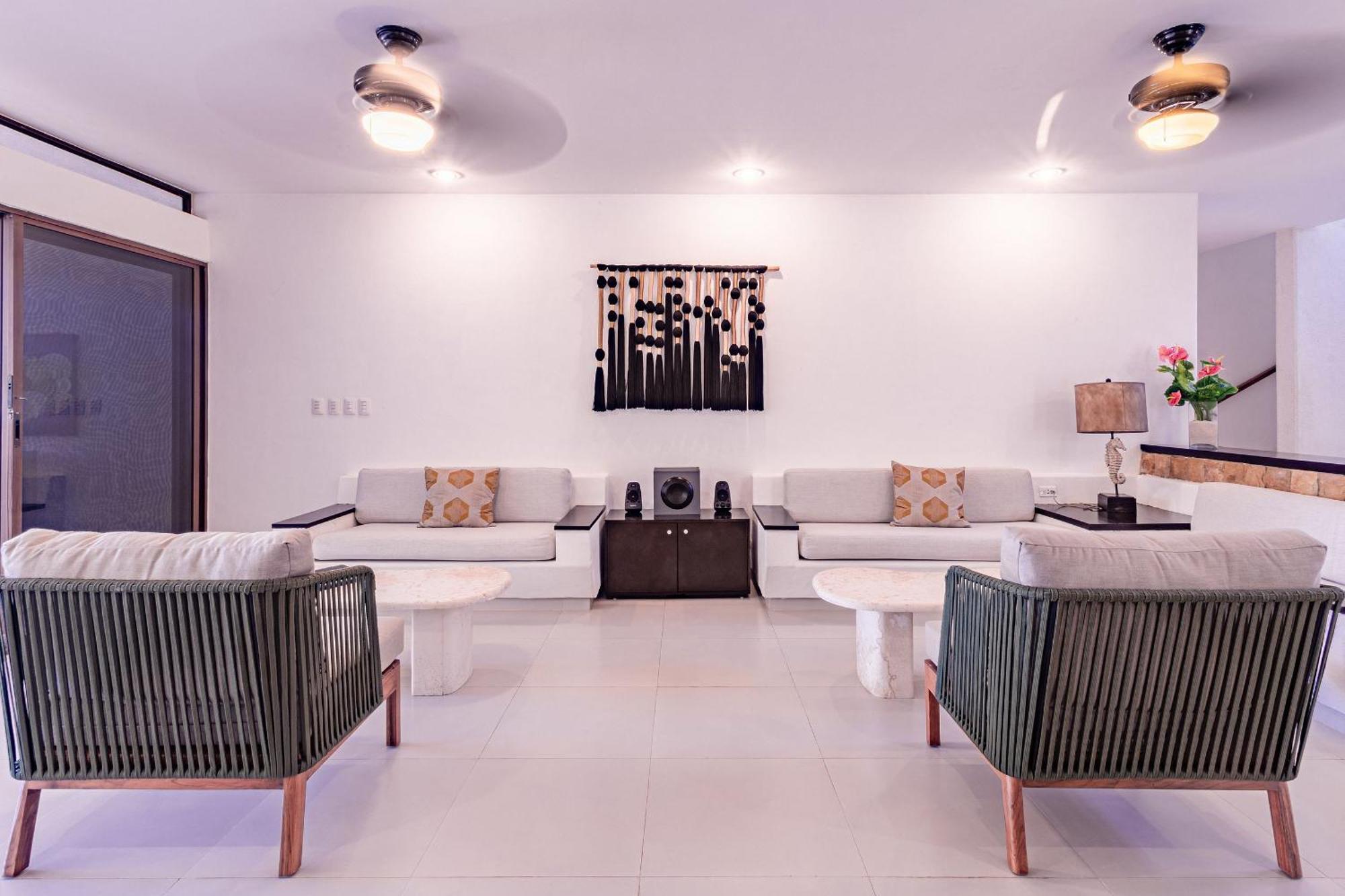 13bdr Bellamar - Private Chef - Beachfront - Weddings-business Retreats-golf-family Resort *