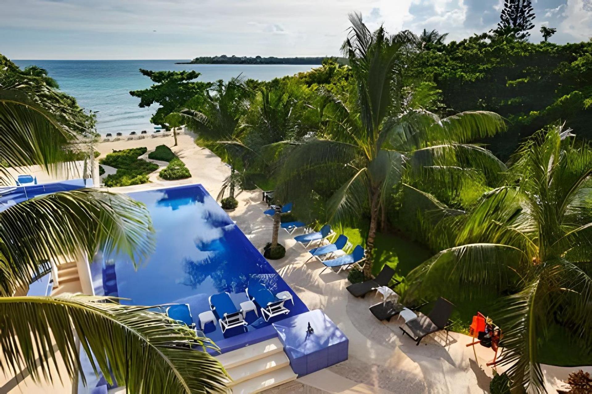 13bdr Bellamar - Private Chef - Beachfront - Weddings-business Retreats-golf-family Resort Akumal