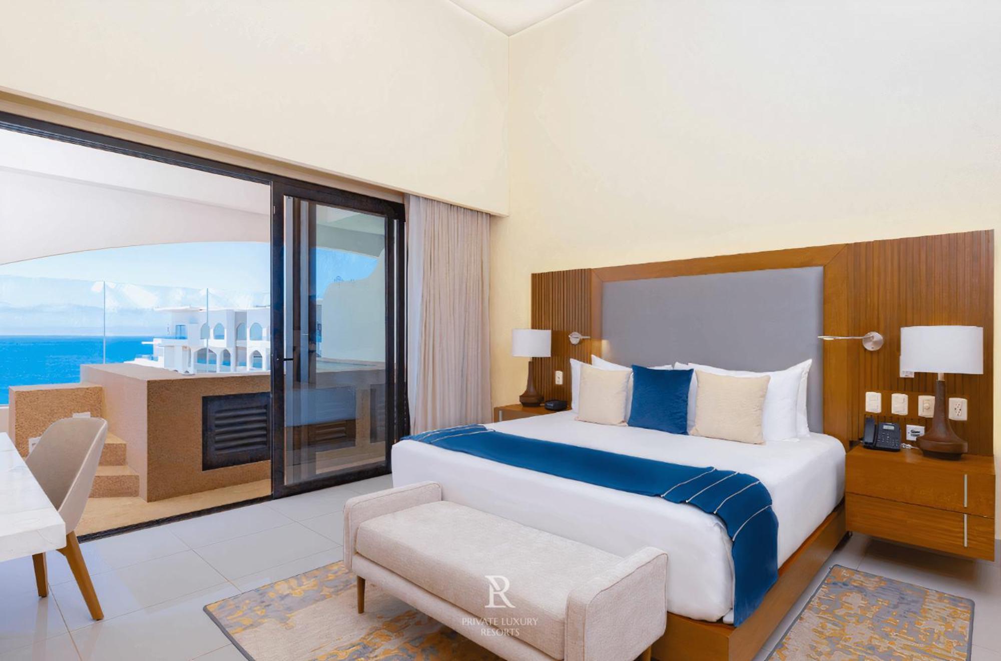 Three Bedroom Ocean View- La Valencia Cabo San Lucas