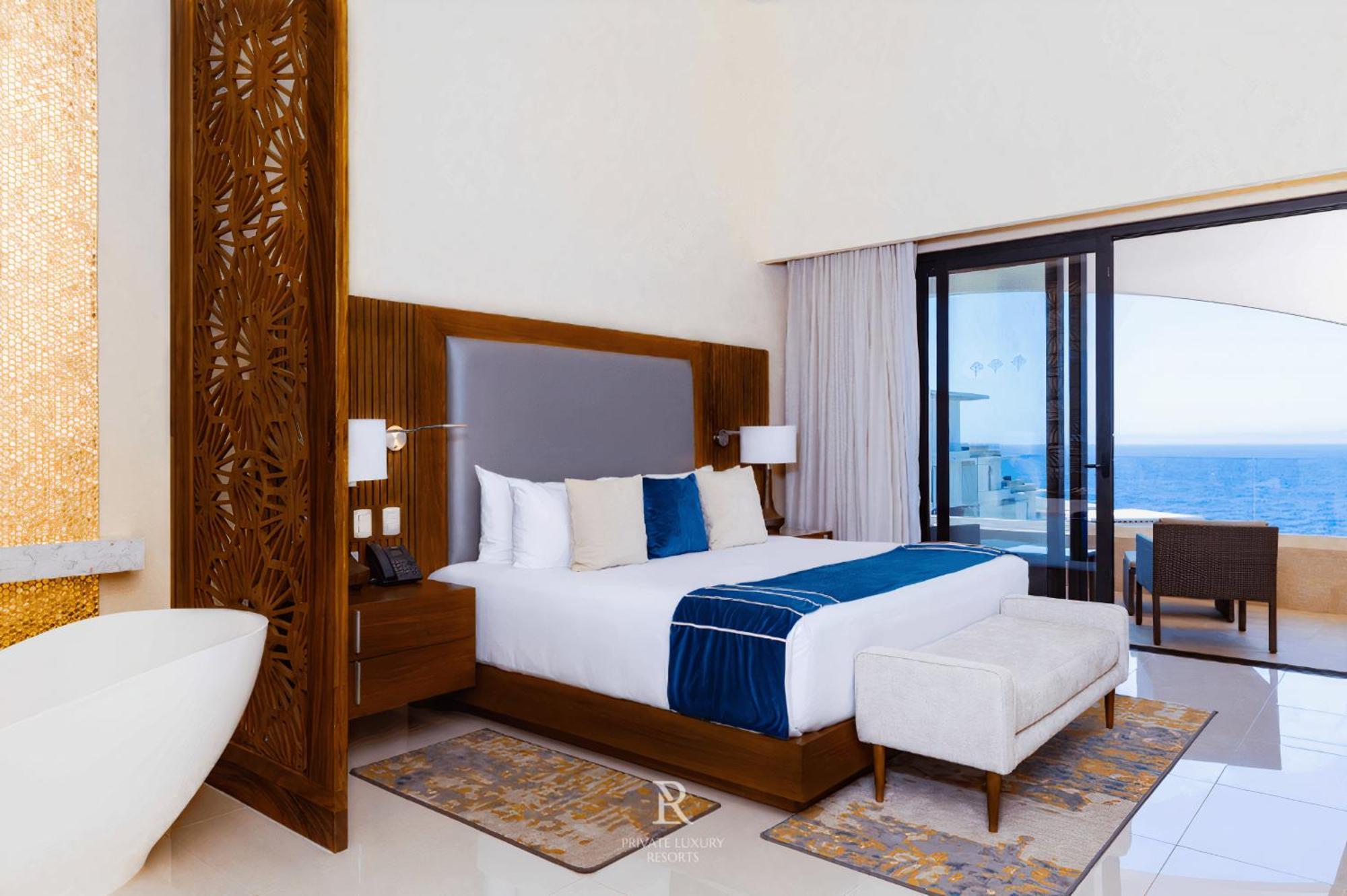 Three Bedroom Ocean View- La Valencia * Cabo San Lucas