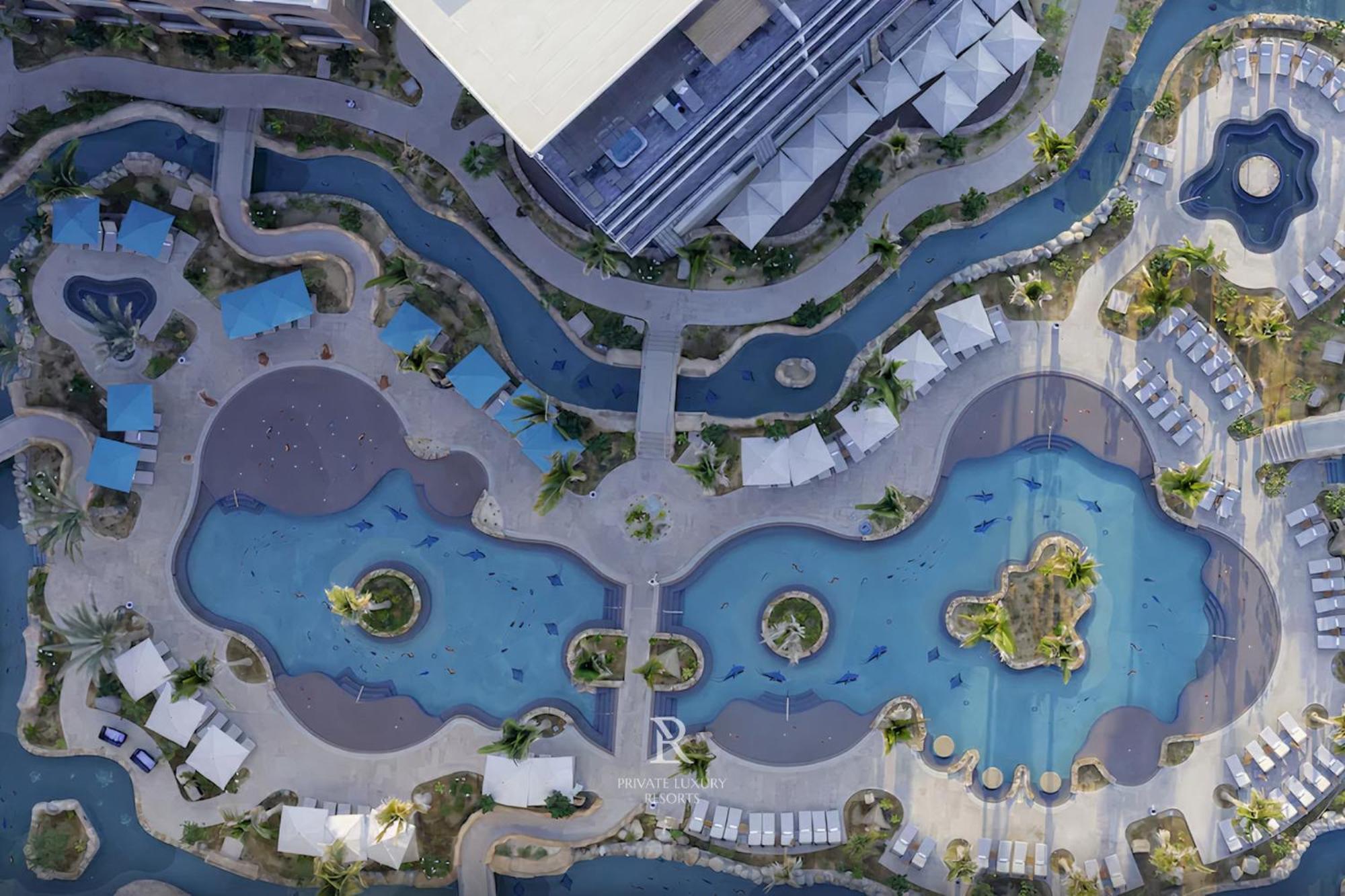 Resort Three Bedroom Ocean View- La Valencia