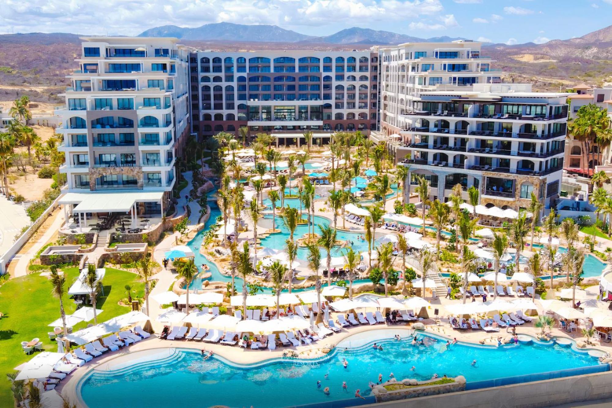 Resort Three Bedroom Ocean View- La Valencia *