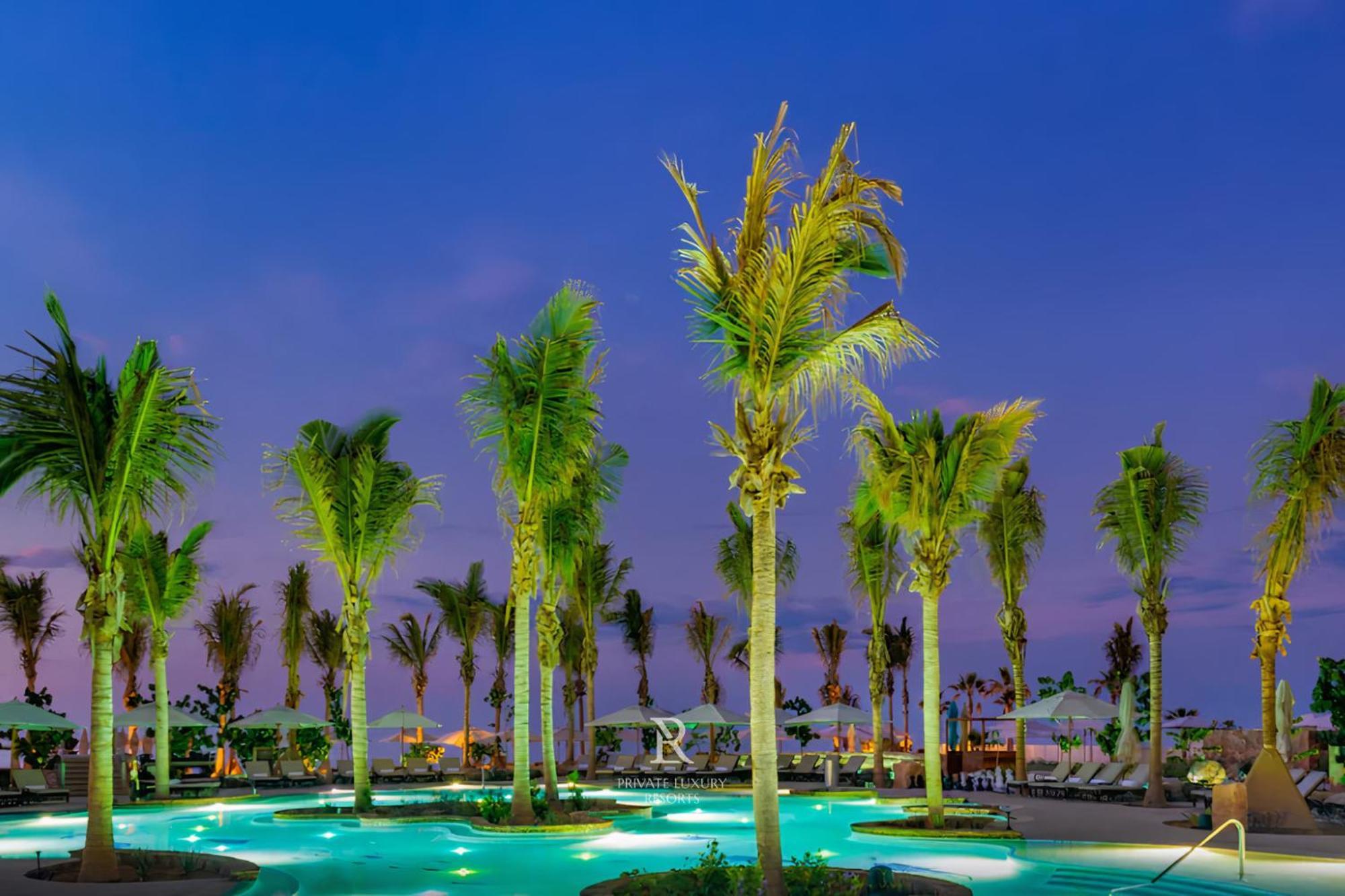 Resort Three Bedroom Ocean View- La Valencia