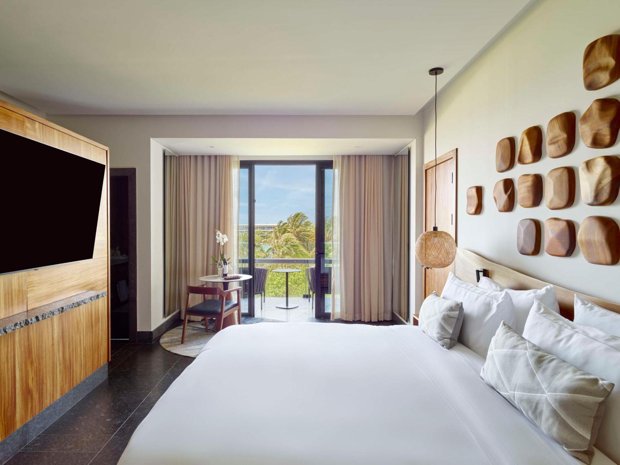 Conrad Riviera Maya Resort 5*