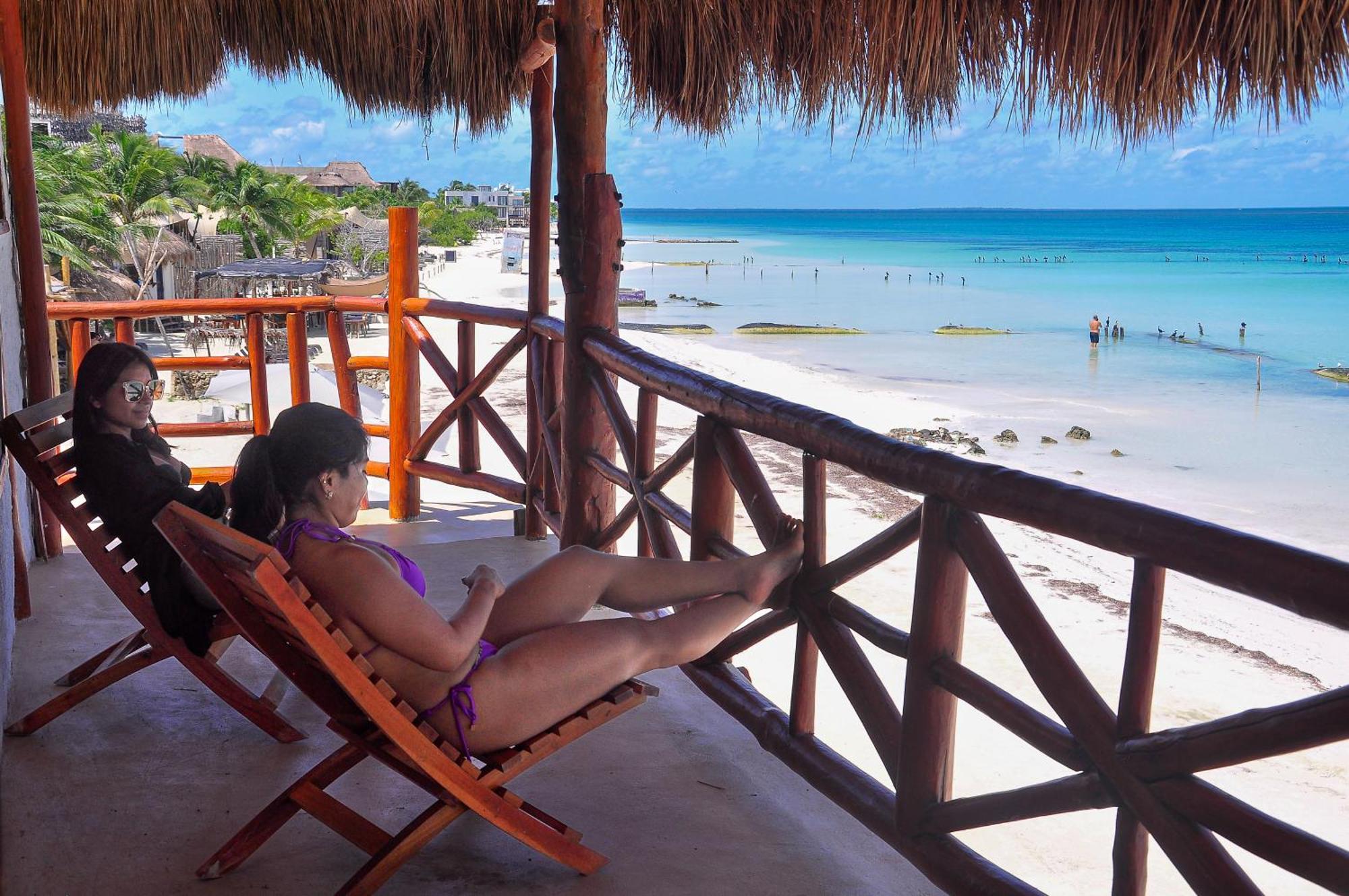 Golden Paradise Hotel 3*