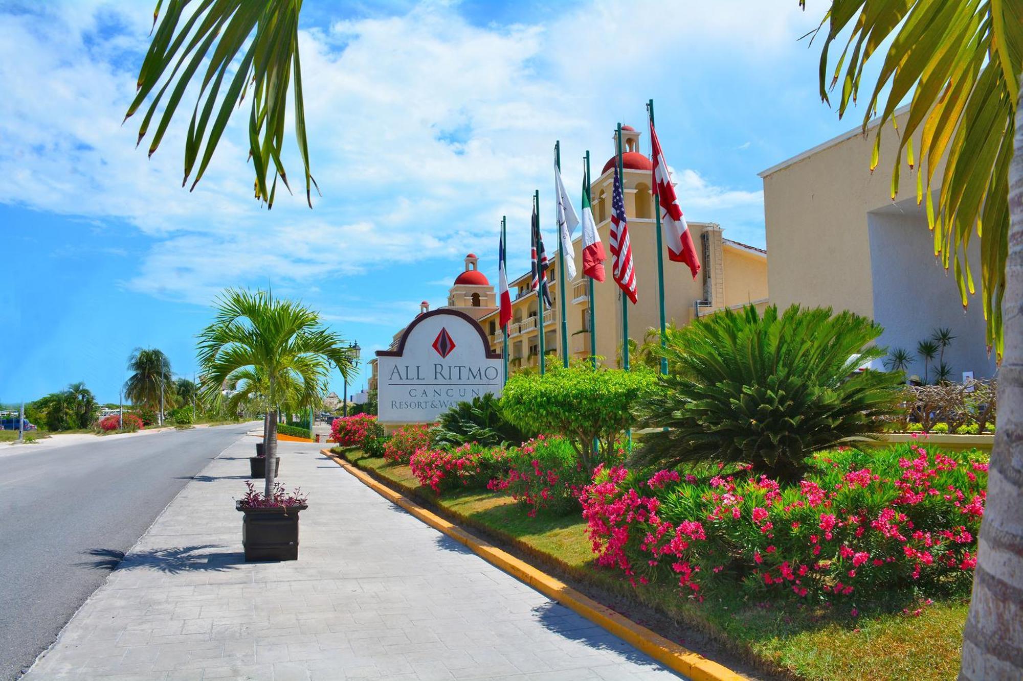 Ritmo & Water Park 4* Cancun