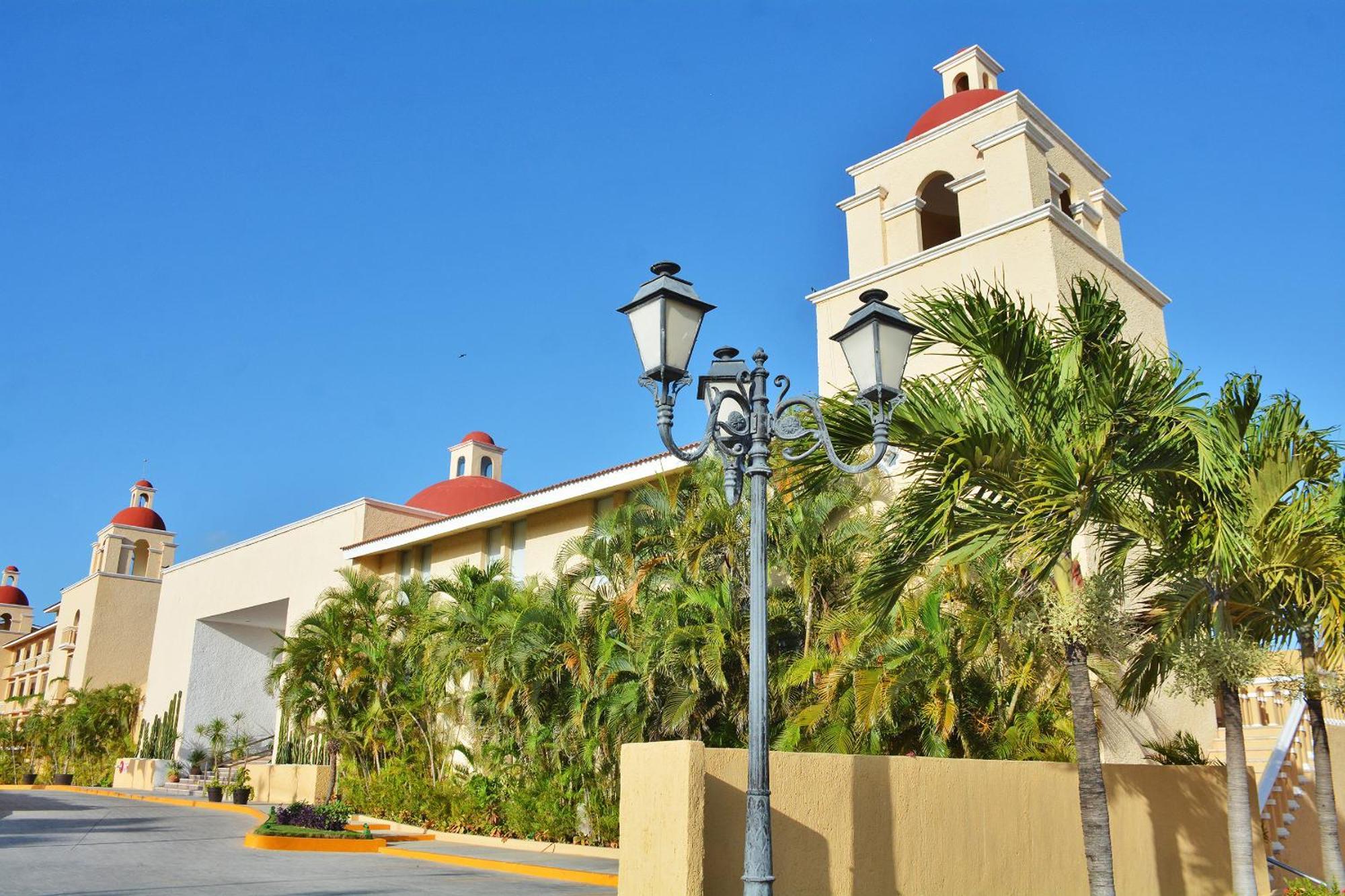 Ritmo & Water Park 4*
