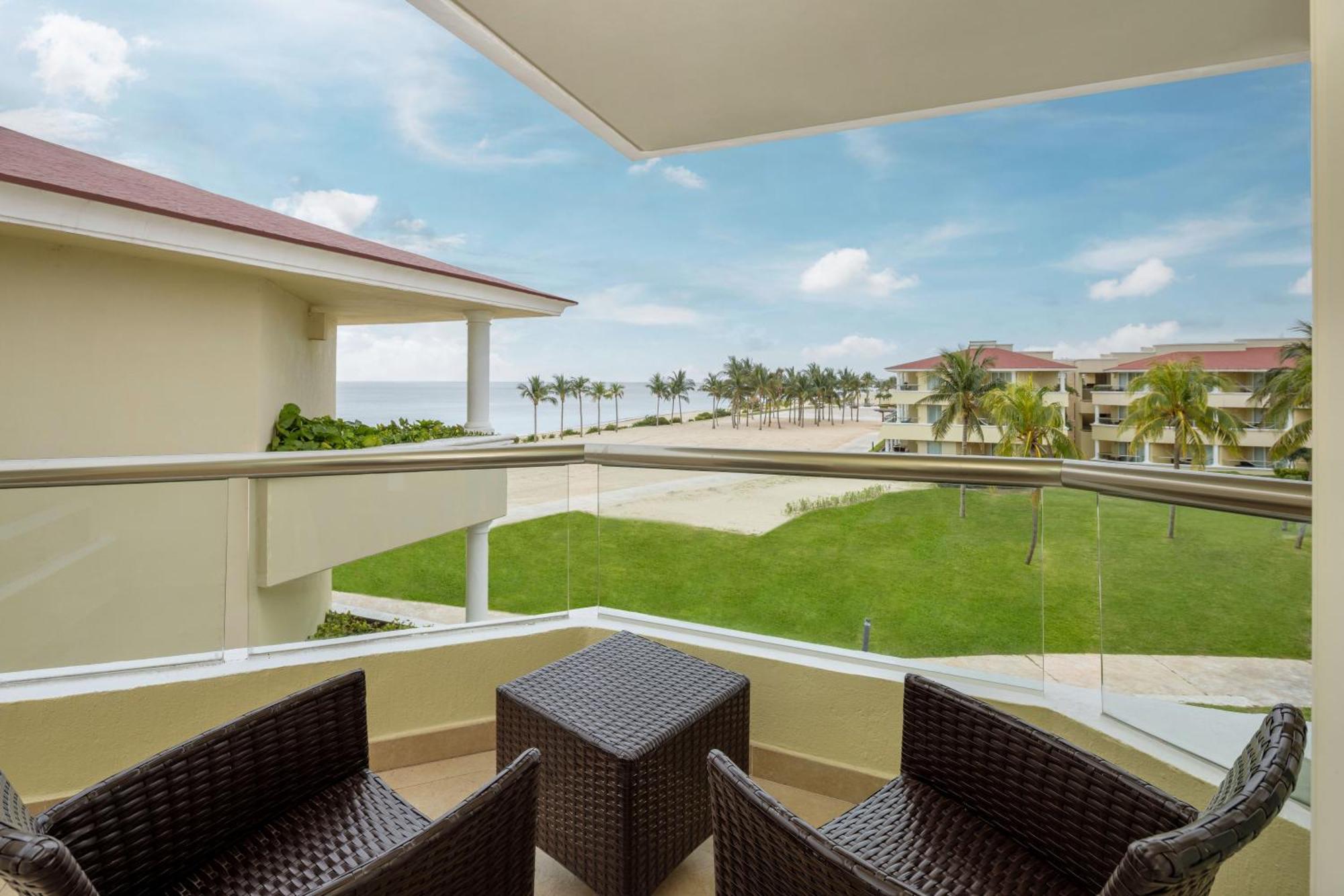 Moon Palace Resort