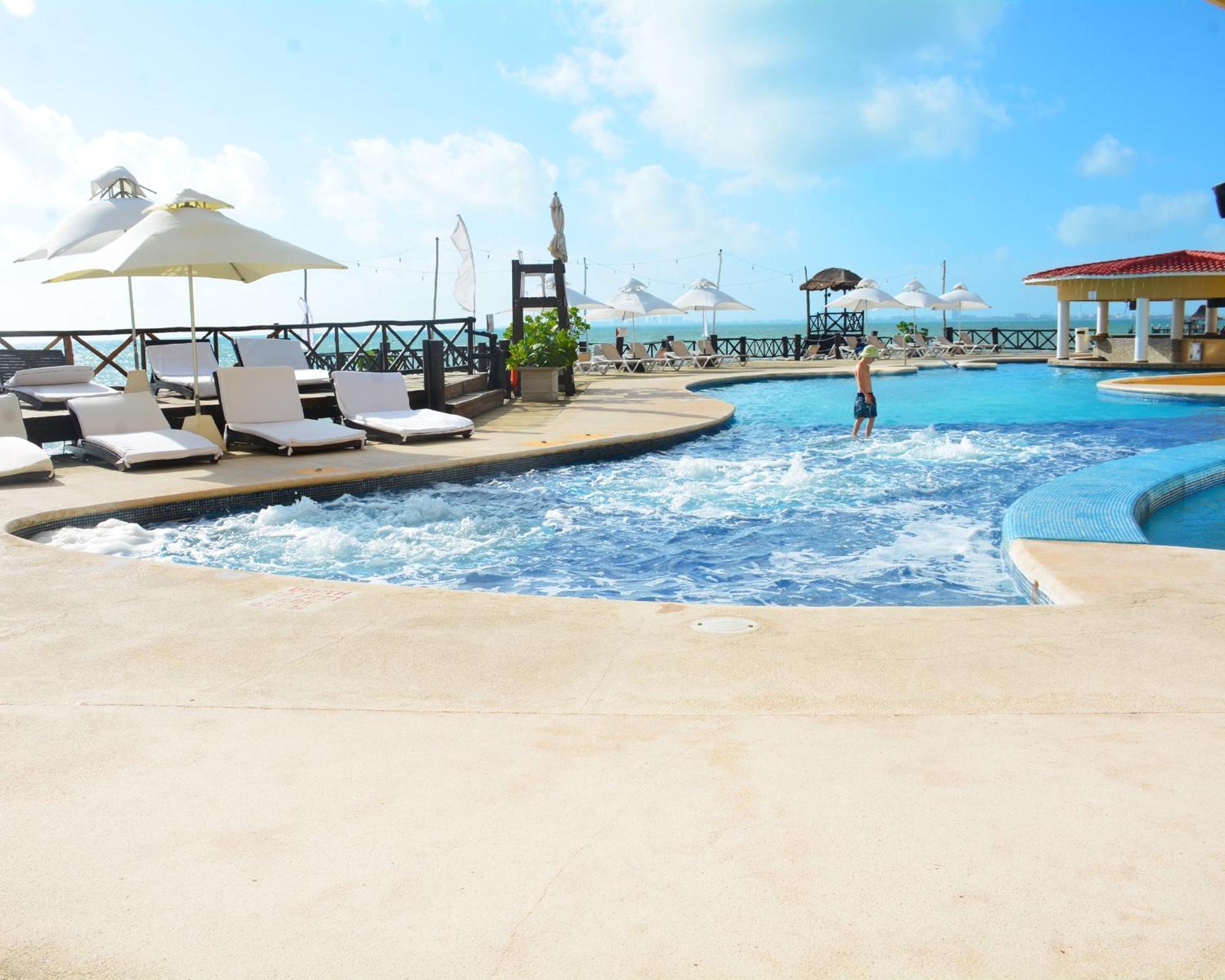 Ritmo & Water Park 4*