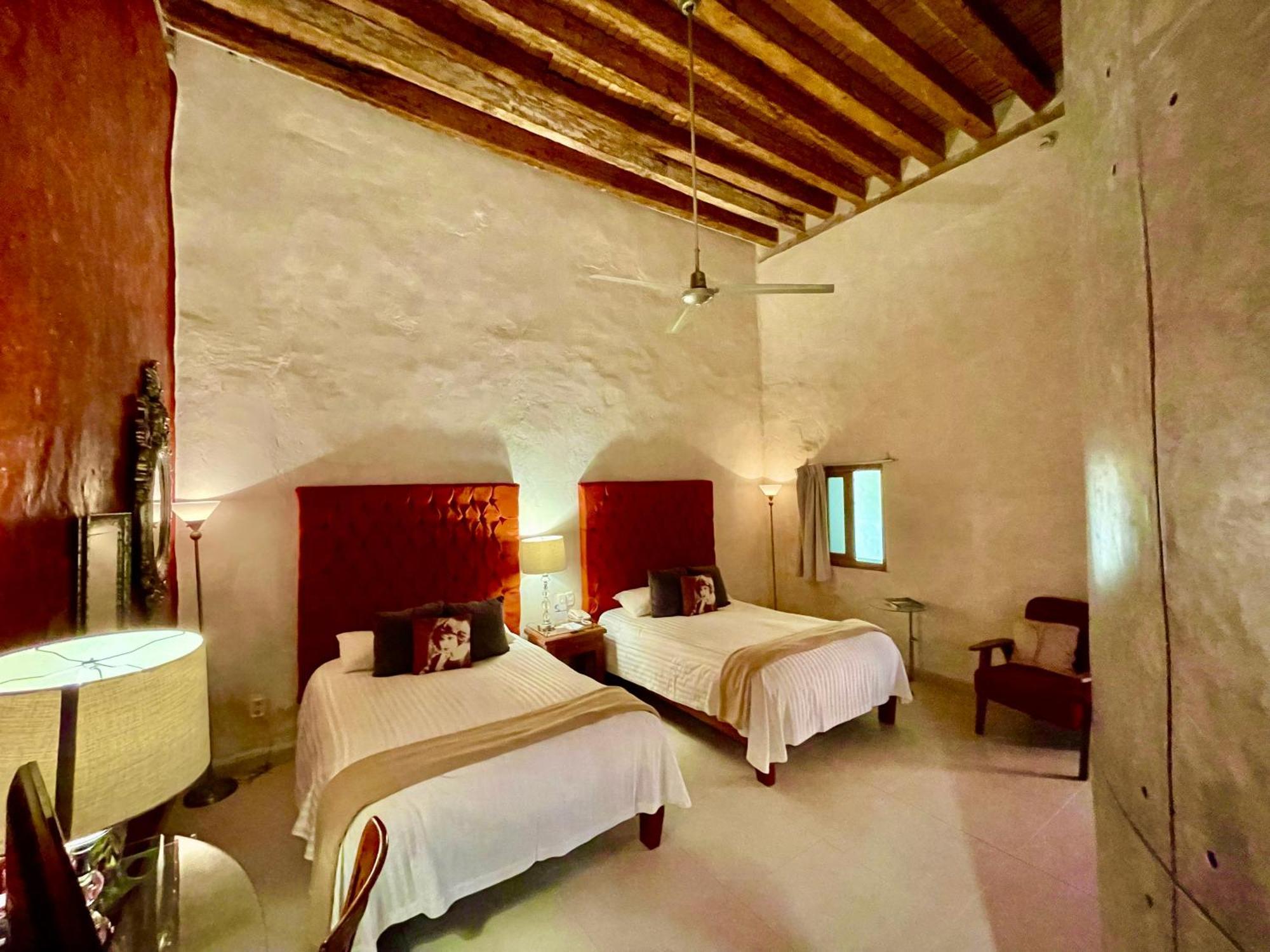 El Sueno & Hotel