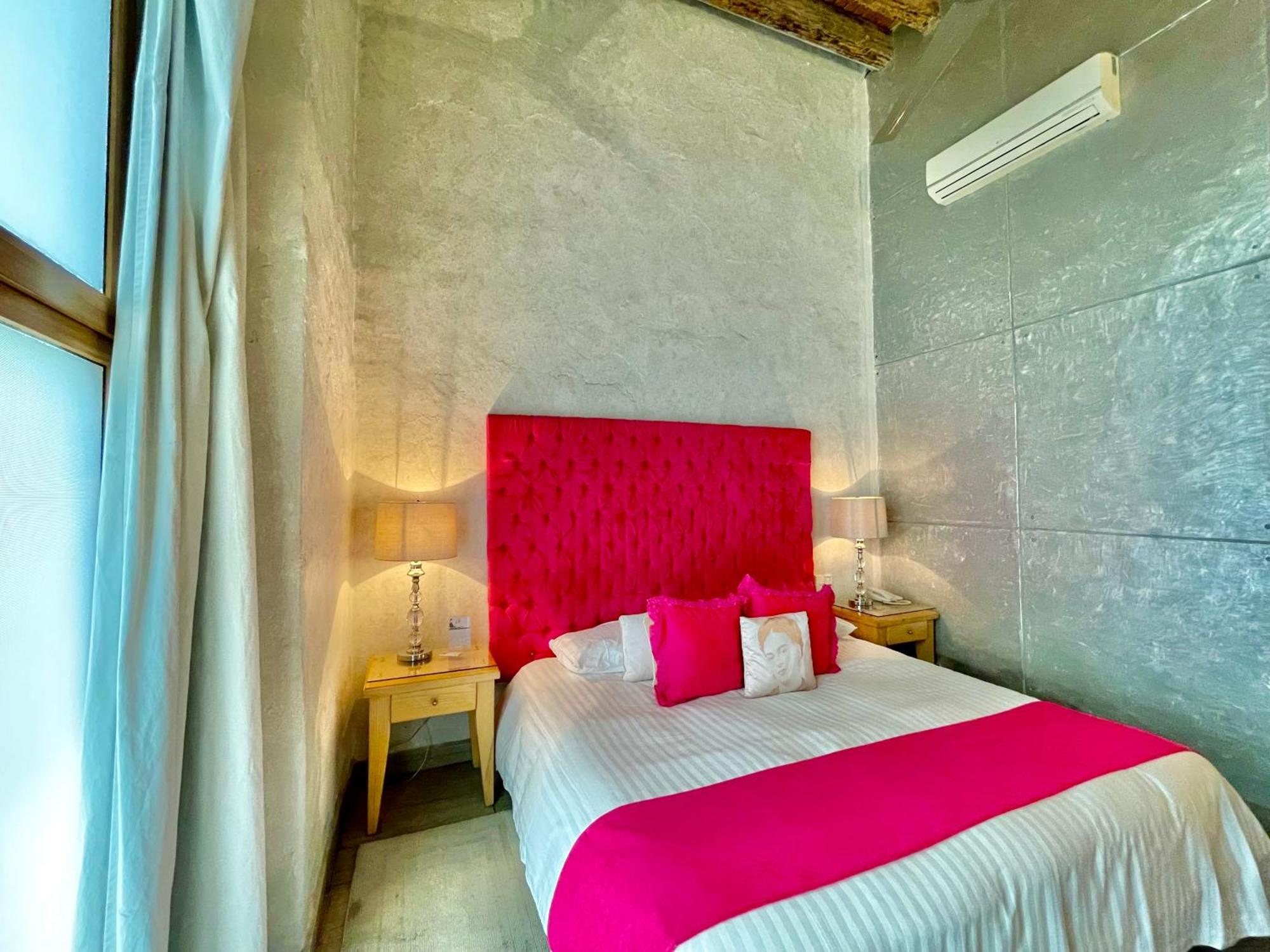 El Sueno & Hotel