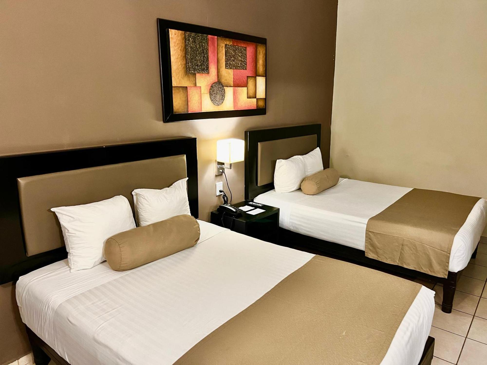 La Siesta Malecon Hotel Mazatlan