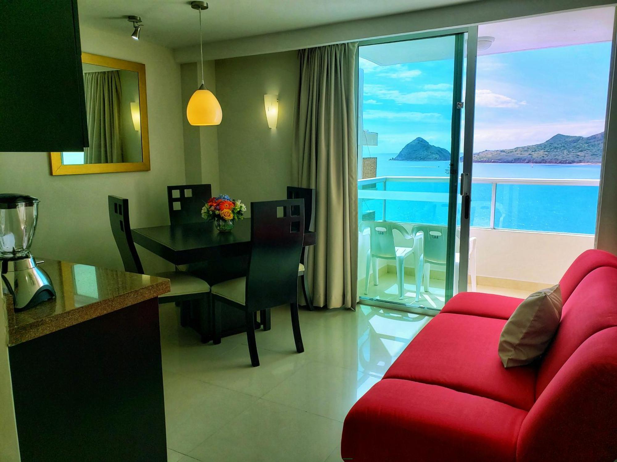 Flores Resort 3*