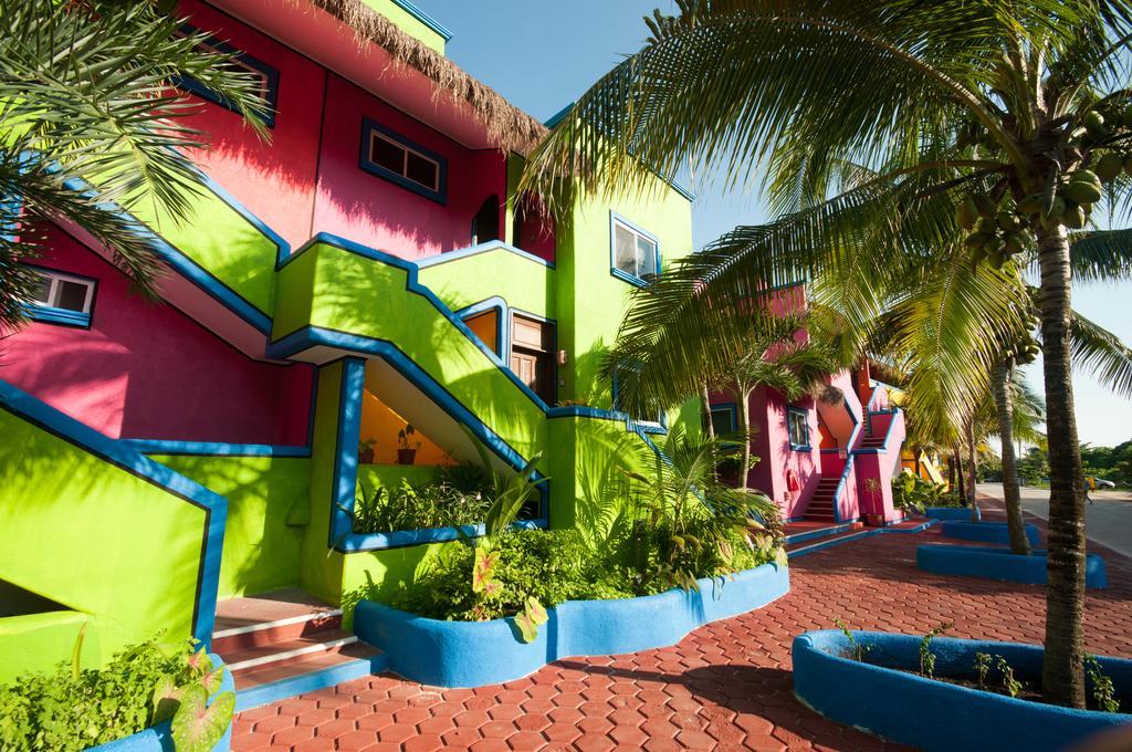Del Sol Beachfront 2*