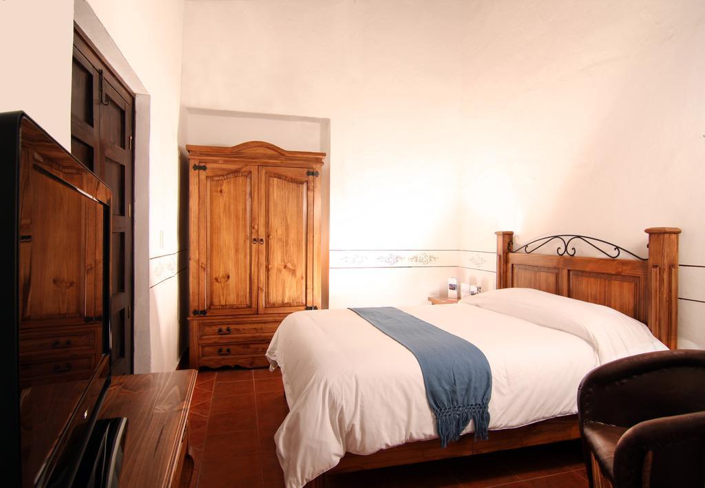 Del Villar Hotel