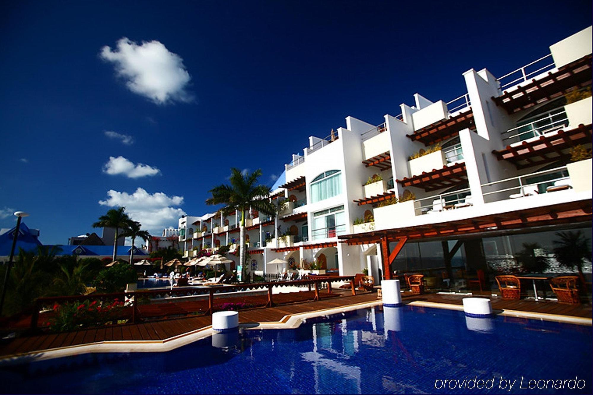 Zoetry Rolandi Cancun