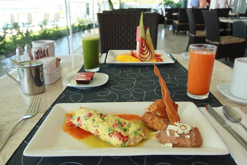 Hotel Park Royal Mazatlan