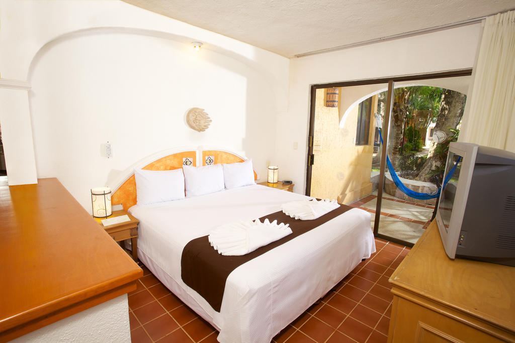 Hotel Real Playa Del Carmen & Beach Club 3*