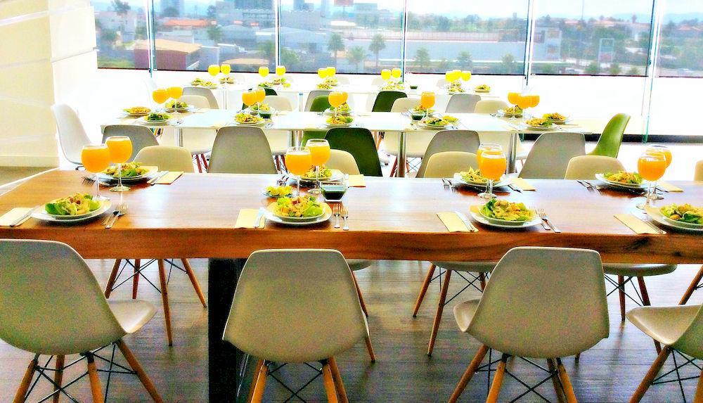 Express & Angelopolis By Ihg Hotel Puebla