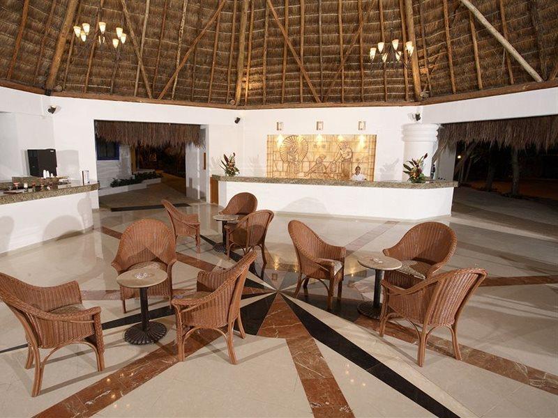 Real Playa Del Carmen & Beach Club 3*