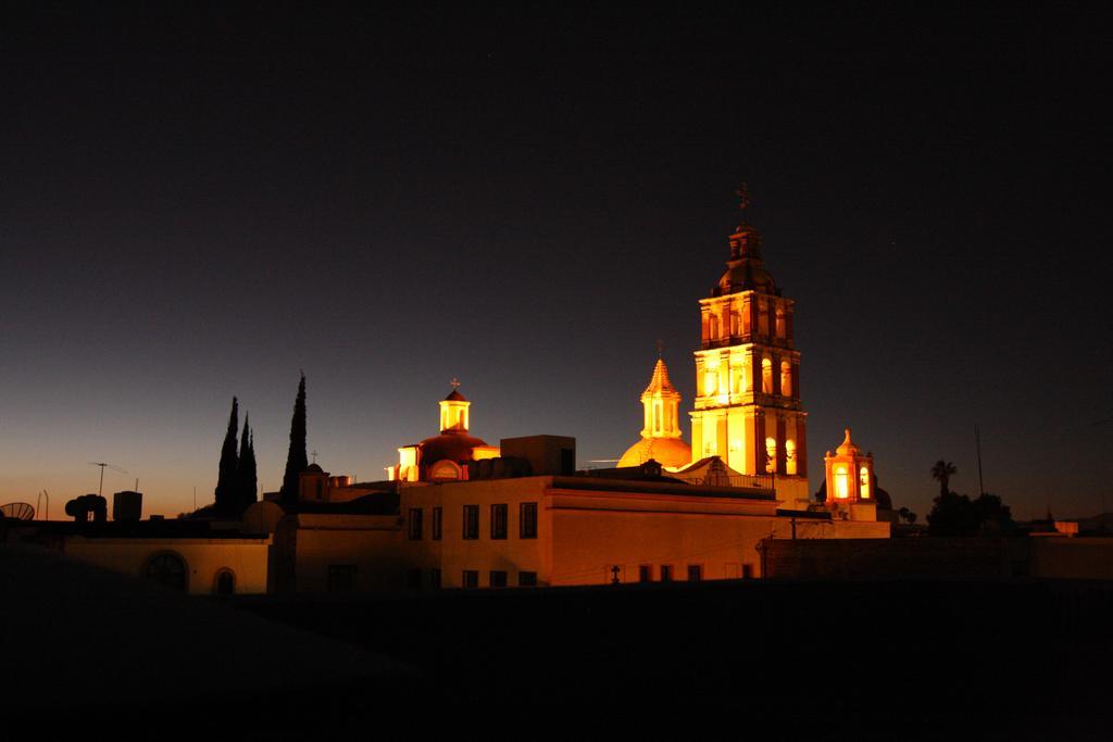 Del Villar Hotel
