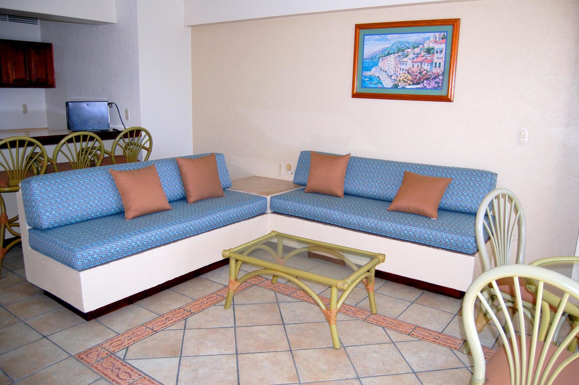Hotel Playa Marina
