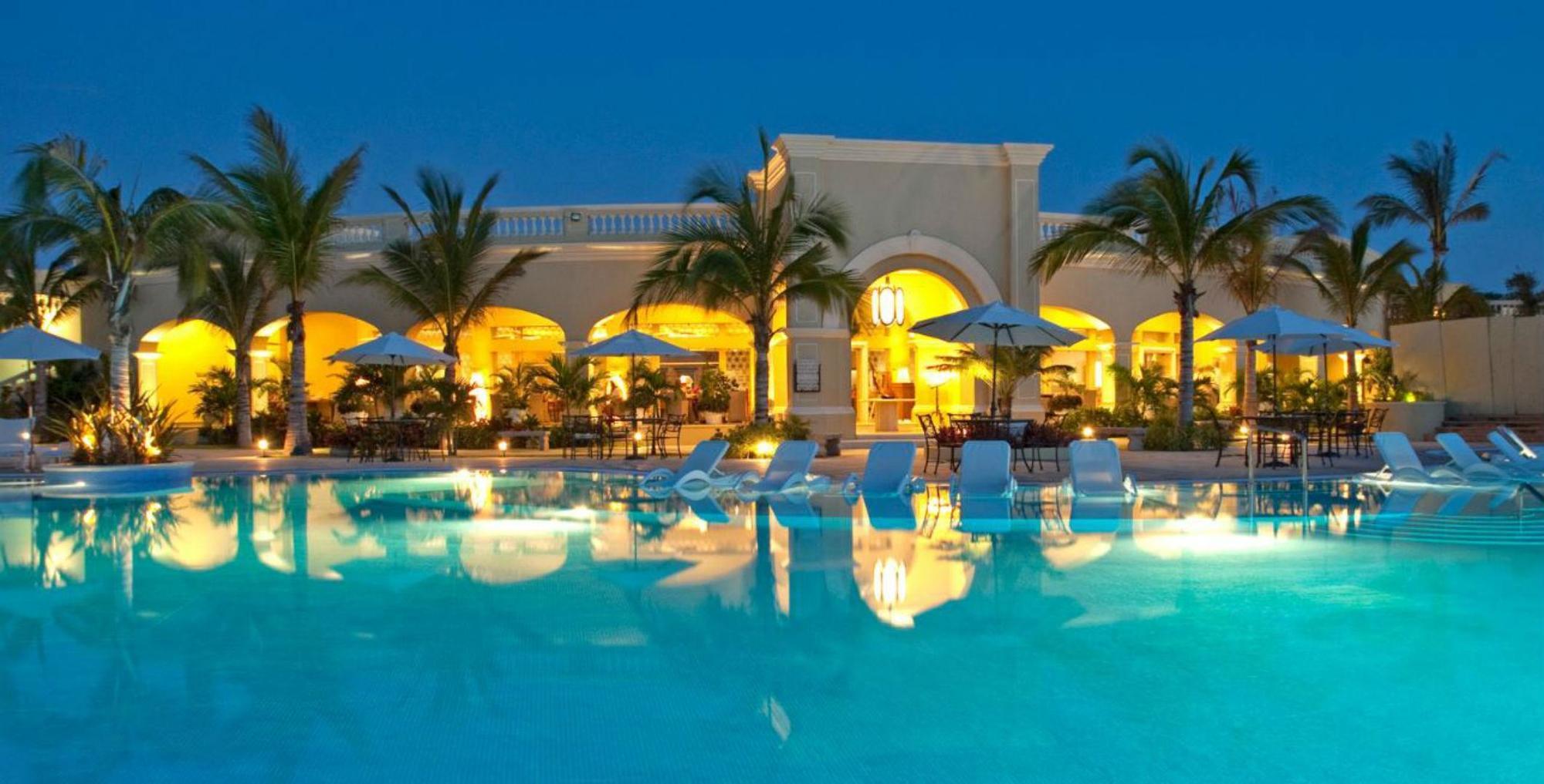 Pueblo Bonito Emerald Bay & Resort 5*