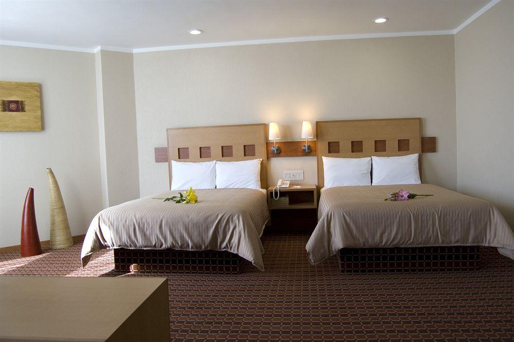 Mirabel 4* Queretaro