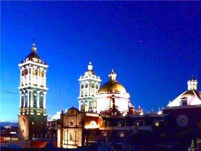Hotel Leones