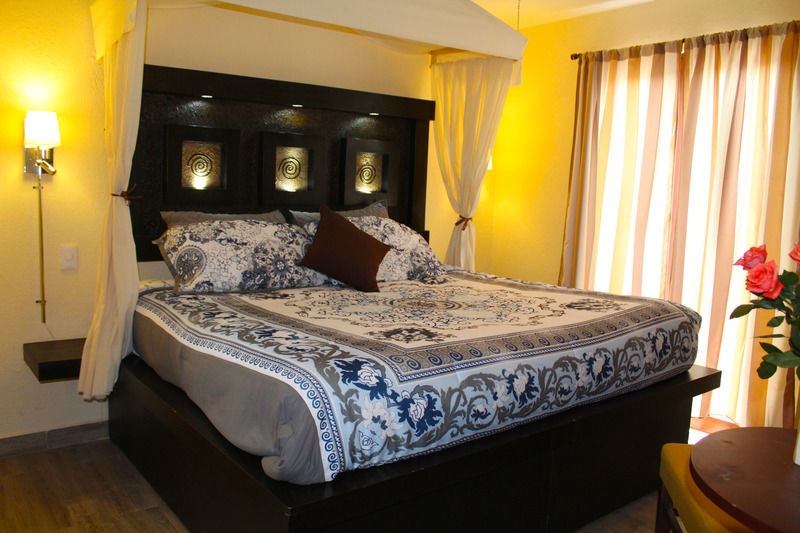 & La Mansion Del B Azul Bed & Breakfast Queretaro