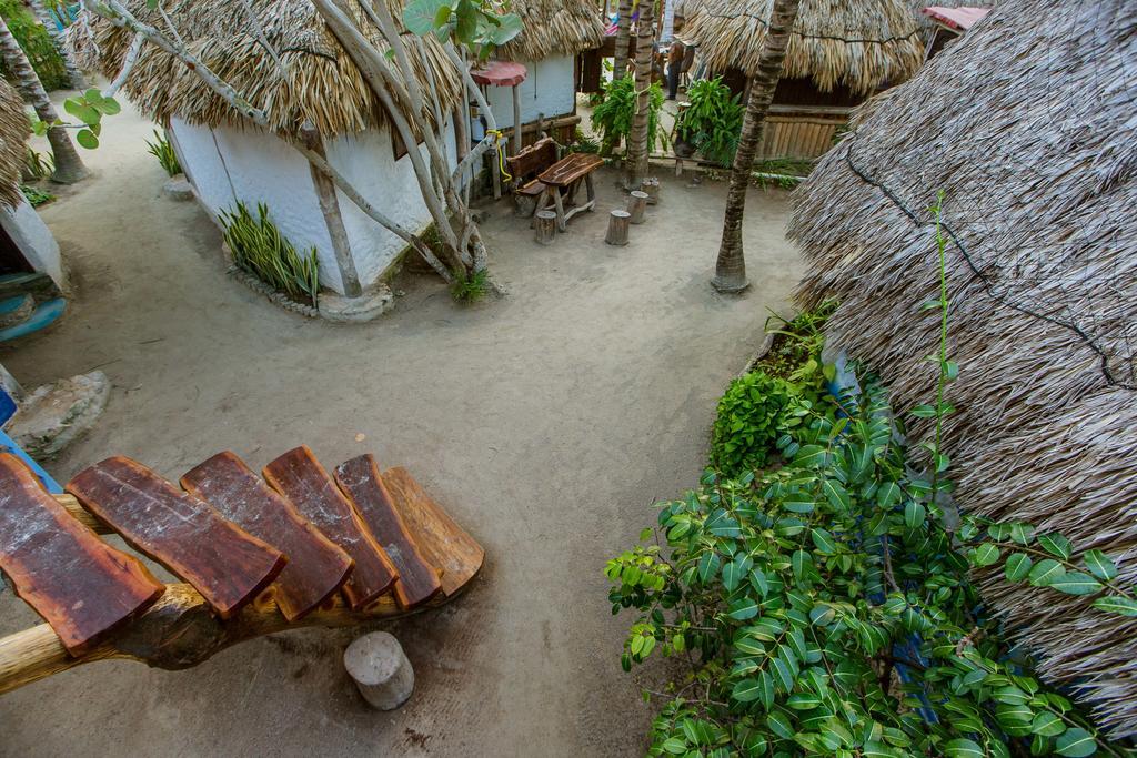 Ida Y Vuelta Hostel