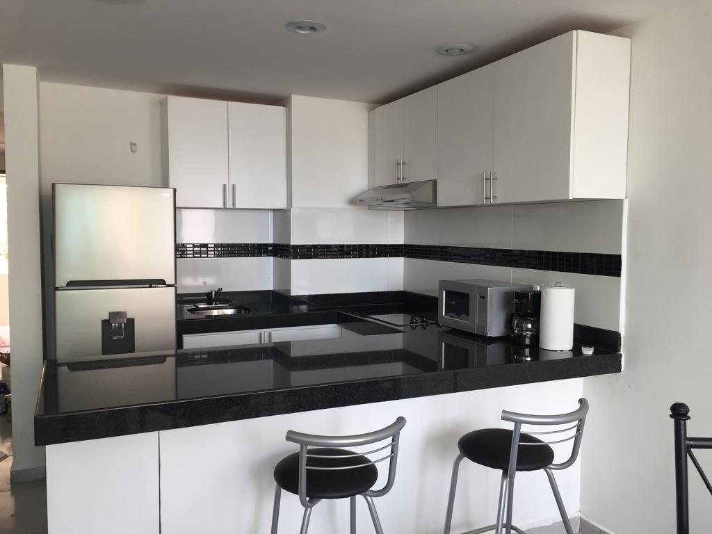 Marina Del Sol Apartment