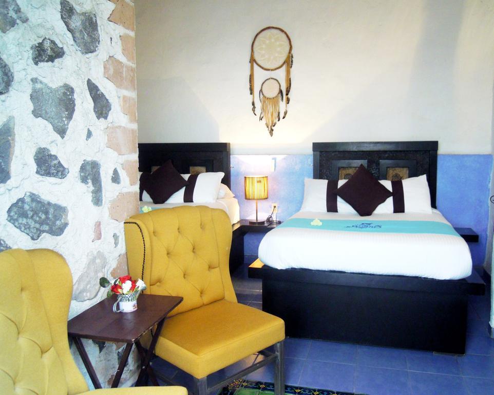 & La Mansion Del B Azul Bed & Breakfast Queretaro