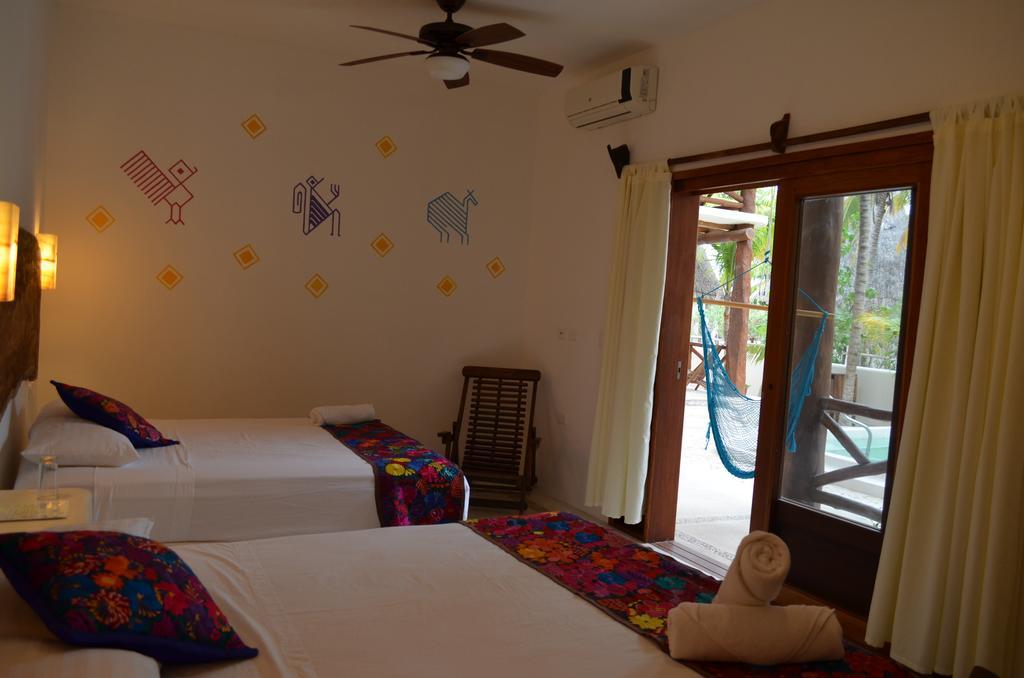 Casa Iguana - Beachfront 3*