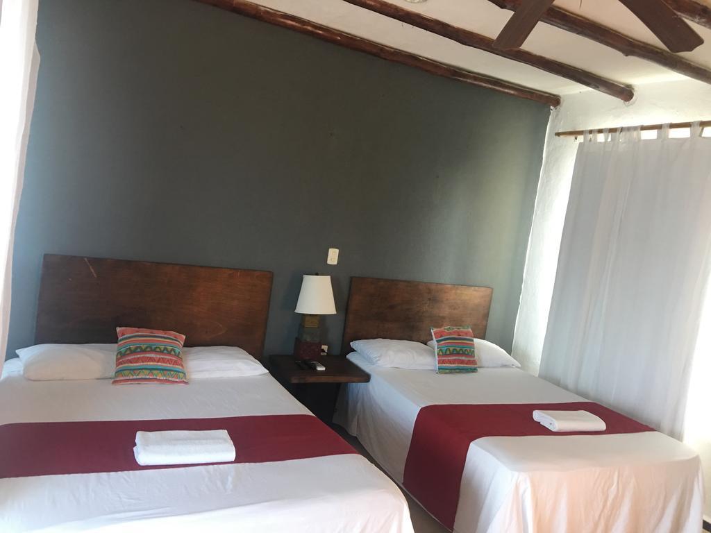 Arenas Hotel 3*