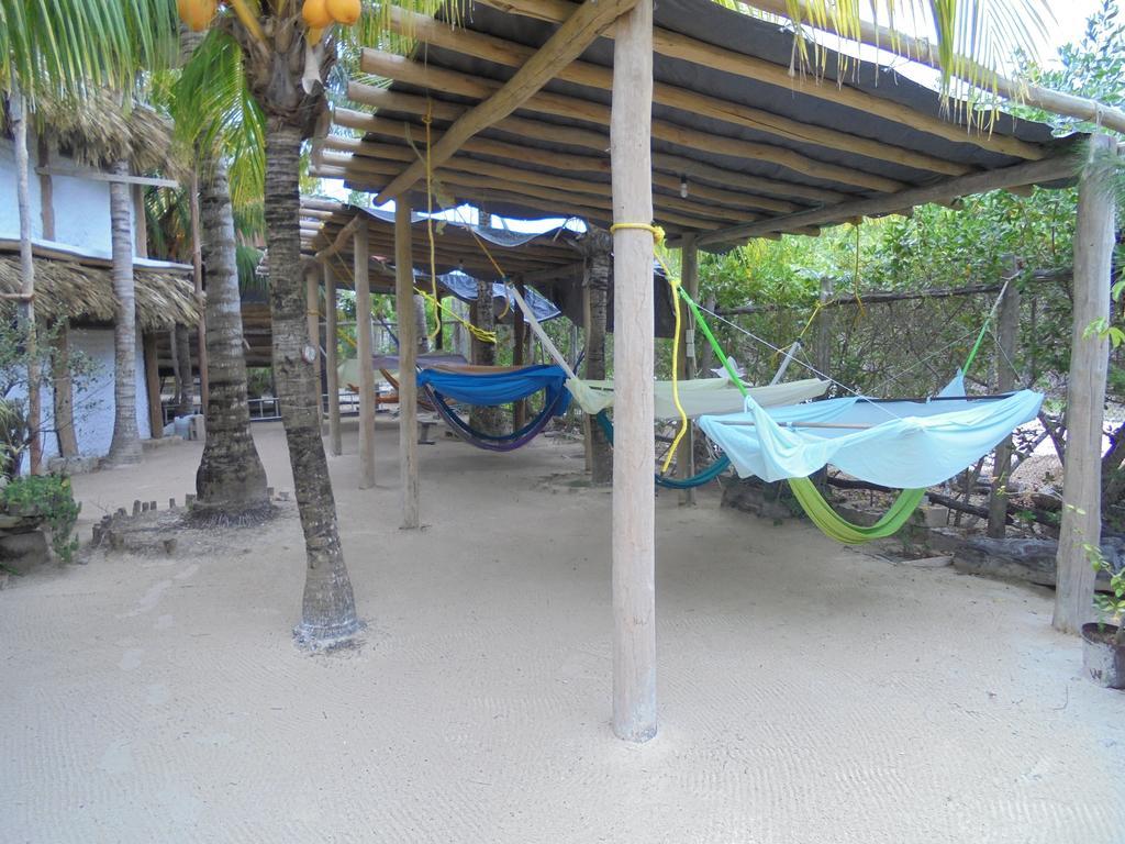 Ida Y Vuelta Hostel *